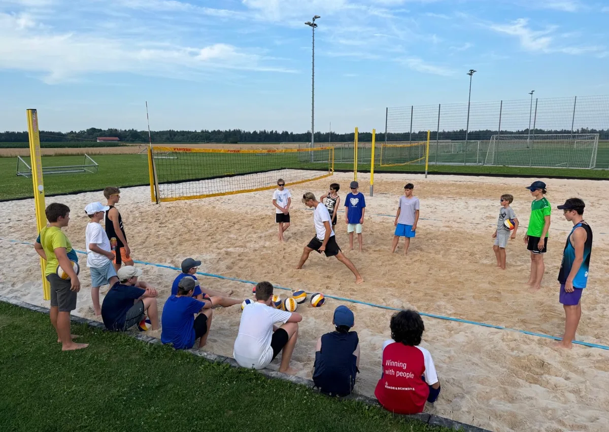 Jugend Beachvolleyball Training